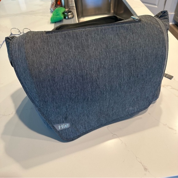 Hie Grovia v. 1 Diaper Bag in Gray/Blue + Pink Changing Pad/Case for Wipes - Picture 2 of 16